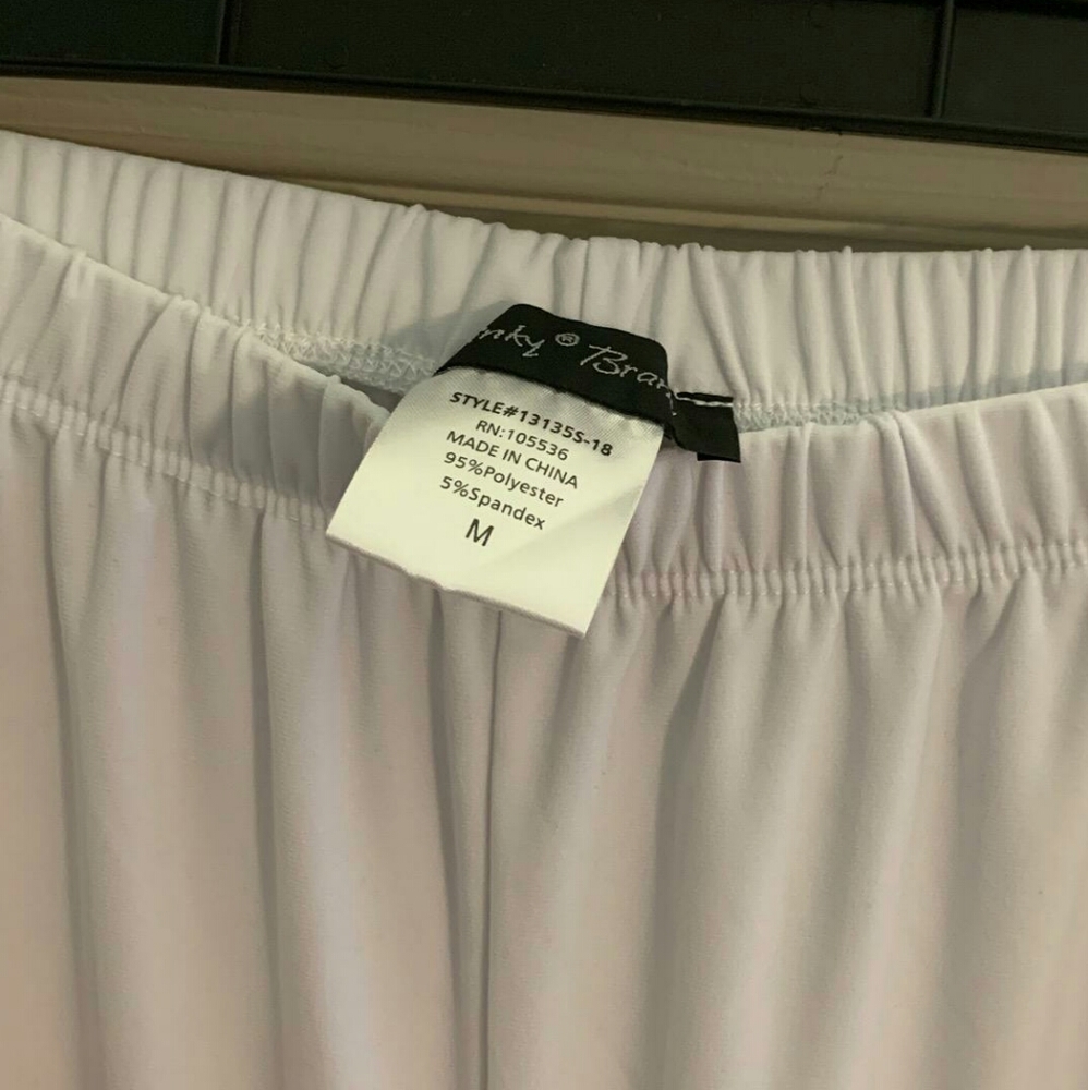 BUNDLE Top, Pants, & Purse! - Picture 7 of 7